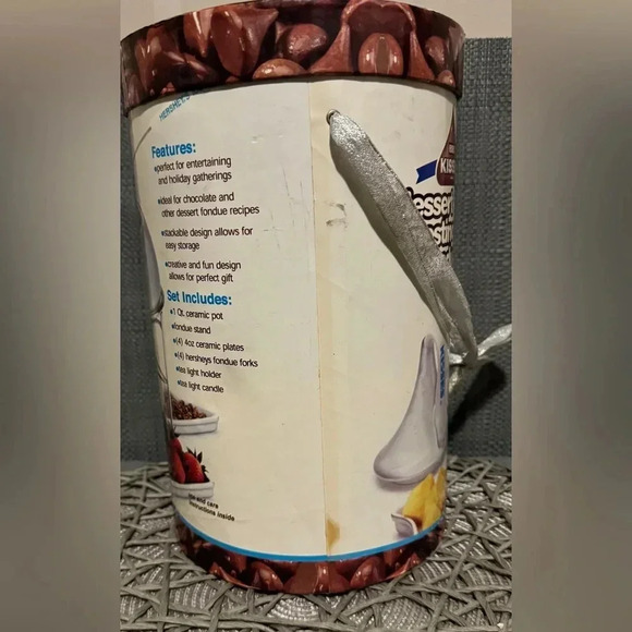 Hershey's Kisses Nesting Dessert Ceramic Fondue Set - Picture 2 of 6